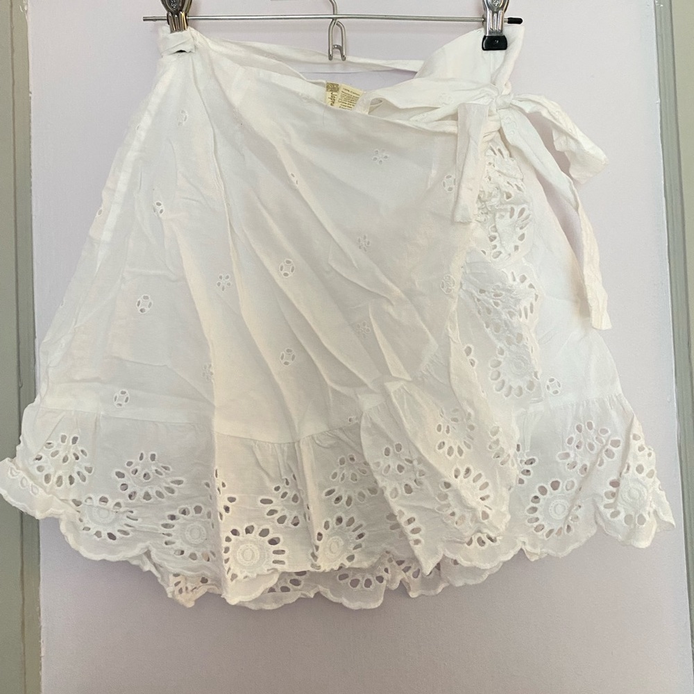 white mini skirt floral
